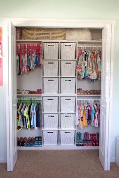 Kids Closet Storage, Organization Shoes, Toddler Closet, Kids Bedroom Organization, Kids Shared Bedroom, Organized Closet, Kids Closet Organization, Closet Remodel