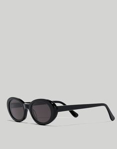 Russell Oval Sunglasses Madewell Sunglasses, Hometown Heroes, Sunglasses Women Aviators, Winter Capsule Wardrobe, Summer Capsule Wardrobe, Midi Slip Dress