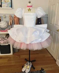 Ballerina Clothing Aesthetic, Pink Magical Girl Outfit, Magical Girl Aesthetic Outfit, Magical Girls Outfit, Magic Girl Outfit, Magical Girl Outfit Ideas, Magical Girl Outfit, Magic Clothes