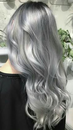 Silver Grey Hair Dye, Silver Ombre Hair, Grey Hair Color Silver, Grey Hair Dye, Silver Blonde Hair, Colored Hair Tips, Silver Blonde