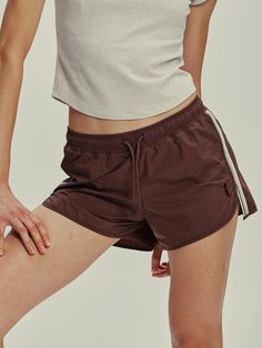 Composition : Shell: Nylon 100% Lining: POLY 91% SPAN 9%Country of Origin : Republic of Korea Running Shorts, Short Pants, Composition, Running, The Originals, Clothes For Women, Pants, Clothes, Trousers