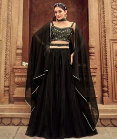 A Line Lehenga Choli Lehenga Black, Plain Lehenga, Black Lehenga Choli, Lehenga Bridesmaid, Lehenga Choli Designs, Indian Wedding Lehenga, Black Lehenga, Georgette Lehenga, Patiala Salwar