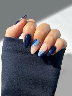 Nailinspo Nailart, Ideas Uñas, January Nails, Indigo Nails, Liner Brush, Up All Night, Blue Nail Designs, Blue Winter, Winter Nail Art