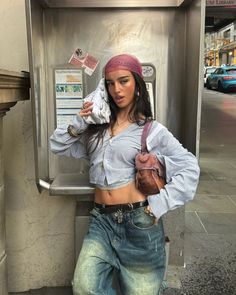 Retro Adidas Jacket, Ella Christo, Envy Clothing, Trendy Outfit Ideas, Aesthetic Fits, Fall Outfit Ideas, Trendy Outfit, Trendy Fall, Looks Style