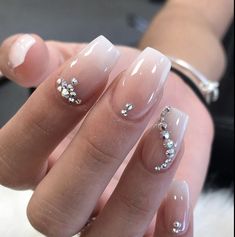 Wedding Nails With Stones, Short Ombre Nails With Rhinestones, Rhinestone Nail Art Simple, Ombré Bride Nails, Short Nails Crystals, French Tip Nails With Diamonds Bling, Stone On Nails Design, Easy Nail Gem Designs, Elegant Nails With Gems