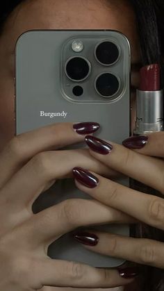 Ask for chrome Burgundy Nails Crome, Dark Red Chrome Nails Designs, Wine Nails Chrome, Chrome Dark Red Nails, Maroon Nails With Chrome, Burgundy Nails Chrome, Dark Red Nails Chrome, Dark Grey Chrome Nails, Burgundy Nails With Chrome