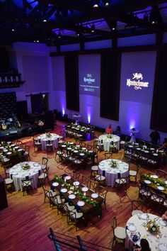 an overhead view of a banquet hall with tables and chairs set up for people to eat