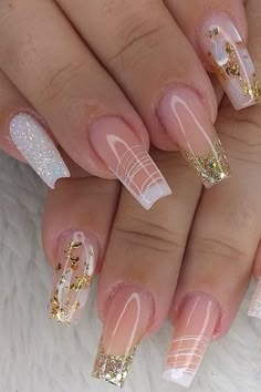 Acrylic Nails Coffin Short, Pink Nail, Pink Acrylic Nails, Xmas Nails, Beauty Nail, Coffin Nails Designs, Fancy Nails, Gold Nails, Long Acrylic Nails