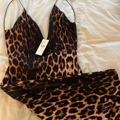 Size Medium Cheetah Print Midi Dress With Open Back! Brand Newnever Worn Dresses Fashion Nova, Dress With Open Back, Classy Fashion, Print Midi Dress, Fashion Nova Dress, Fashion Nova Dresses, Dresses Backless, Printed Midi Dress, Fashion Classy