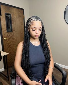 Cute Vacation Hairstyles For Black Women, Side Part Fulani Braids Hairstyles, Fulani Braids With Twist, Lemonade Tribals With Knotless Braids, Braids With Leave Out, Fulani Side Part Braids, Alicia Keys Fulani Braids, Side Part Box Braids, Fulani Braids Side Part