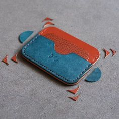 Handmade Leather Card Holder, Cardholder Pattern Free, Men Card Holder, Wallet Design Ideas, Leather Card Wallet Pattern, Wallet Pattern Free, Card Wallet Pattern, Card Holder Design, Wallet Template