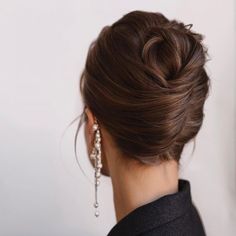 Κούρεμα Bob, Wedding Hair Up, Guest Hair, Fishtail Braid, Wedding Hair Inspiration, Low Bun, Elegant Updo, Bridal Hair And Makeup, Wedding Hair And Makeup