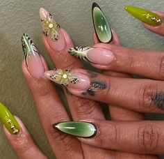 Green Nails French, Green Nails Dark, Nails Dark Green, Mix And Match Nails, Match Nails, Nails French Tips, Orchid Nails, 3d Flower Nails, Nails Dark