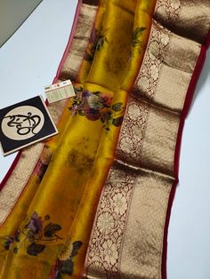 Floral Sarees, Latest Silk Sarees, Kora Silk Sarees, Simple Saree Designs, Silk Sarees With Price, Saree Floral, Wedding Lehenga Designs, Wedding Saree Blouse Designs