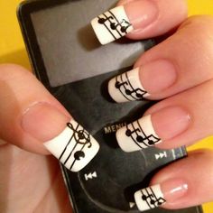 Musical nails Retro Nails, Classy Acrylic Nails, Exotic Nails, Best Nail Polish, Musical Note, Hot Nails, Luxury Nails