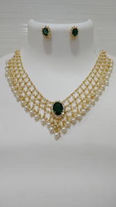 Latest Long Haram Gold Jewellery Designs In 40 Grams, White Pearl Necklace Indian Gold, Bridal Pearl Jewelry Set, Light Weight Jewellery Designs, Light Weight Gold Jewellery Indian Necklaces, Mutyala Haram Designs, Pearl Jewelry Indian Simple, Pearls Necklace Indian