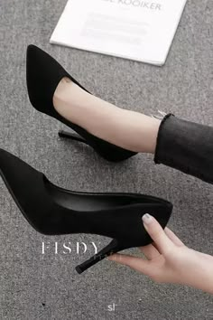 Black Formal Shoes, Formal Heels, Cute Shoes Heels, Shoes Outfit Fashion, Elegant Heels, Shoe Inspiration, Girly Shoes