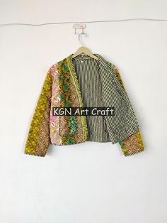 KGN Art Craft" presenting beautiful cotton reversible kantha jacket. Buy it for the holidays! Looks fabulous over a long silk tank dress or palazzo pants. Or wear it with jeans and boots. Indian Handmade patch work Jackets, Coats, Boho ,Quilted, For Women`s Made In India Size - All Size WE INCREASE SIZE MEASURE AND UPDATED Small Size - Chest -38 inch Length- 20.5 inch Sleeves -23 inch Medium Size - Chest-40 inch Length- 20.5 inch Sleeves -23 inch Large Size - Chest- 42 Inch Length- 21 inch Shoul Quilted Jacket Women, Open Kimono, Silk Tank Dress, Handmade Patch, Womens Quilted Jacket, Kantha Jacket, Block Printing Fabric, Work Jackets, Vintage Quilts