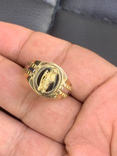 ● Mens Real Gold 10K Solid Yellow Gold Black Onyx 10 Karat Ring St Jude Saint Jude Ring Judas Catholic Religious Anillo  Mens Jewelry ●Metal : 10K Solid Yellow Gold ●Purity : 10k with authenticity stamp ●Made in : United States ● Stone: Black Onyx ●Shape : Saint Jude St Jude St Judas ● Size: 9.5 ● Weight: Approx 6.6 Grams ● Size: (Message us for custom size) If sizing is needed then message before placing your order for the price. The item will not be eligible for return if the sizing is done also the price will change if sizing is needed. ●Condition : Brand New ●Complimentary Premium Jewelry box included ●Free Shipping within U.S.A Be sure to hit "favorite" on the right so it remains on your favorites list and/ or add to your wishlist(s). BUY GENUINE GOLD JEWELRY WITH 100% CONFIDENCE Black 14k Gold Hallmarked Engraved Ring, St Judas, Quinceanera Jewelry, St Jude, Stamp Making, Real Gold, Black Onyx, Metal Jewelry, Favorite Things List