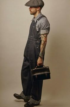 Mechanic Outfit Men, Mechanic Fashion, Americana Fashion Men, Outfits For Big Men, Mechanic Clothes, Vintage Outfits Men, Rustic Outfits, Overalls Men, Workwear Vintage