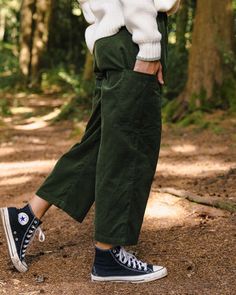 Someday Cord Trouser Fir Tree - Passenger Courdory Pants Outfits, Green Corduroy Pants Outfit, Carhartt Pants Outfit, Outdoorsy Outfits, Dm Boots, Summer Road Trip Essentials, Green Corduroy Pants, Cord Trousers, Iron On Fabric