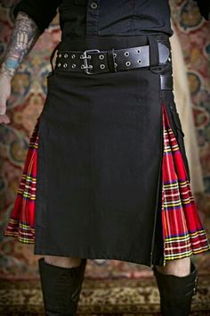 Kilt Men Fashion, Men's Kilts Fashion, Punk Kilt Men, Man In Kilt, Kilts Men Under The, Man In Kilt Scotland, Guys In Skirts