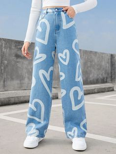 Light Blue Jeans Painting Ideas, Heart Printed Jeans, Cute Pants For Women, Cute Core Clothing, Cute Jeans With Designs, Cute Purple Clothes, Cute Painted Jeans, Printed Jeans Outfit, Cute Fall Jeans