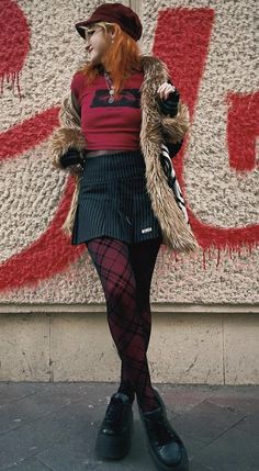 Hipster Christmas Outfit, Red 80s Outfit, Grunge Valentines Outfit, Frilly Shirt Outfit, Outfits With Colorful Tights, Grunge Valentines Day Outfit, Pattern Clashing Outfits, Twee Fashion 2010s, Colourful Tights Outfit