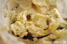 Simple shea butter salve | shea butter DIY | easy healing salve | easy eczema salve | healing shea butter salve Diy Salve, Soft And Chewy Sugar Cookies, Humble Bee, Natural Anti Aging Skin Care, Chewy Sugar Cookies, Raw Shea Butter, Natural Anti Aging