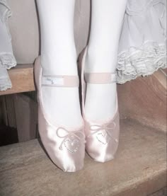 #angel #angelcore #ballet #balletgirl #doll #dollete #aesthetic #tumblr #2014 Terrence Loves You, Dr Shoes, Mazzy Star, Ballet Girls, Trik Fotografi, Ballet Slippers, Pink Princess, Mariah Carey