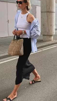 Early Fall Fashion, Late Summer Outfits, Summer Office Outfits, Maxi Skirt Outfits, Summer Work Outfits, Dresses 2023, Early Fall