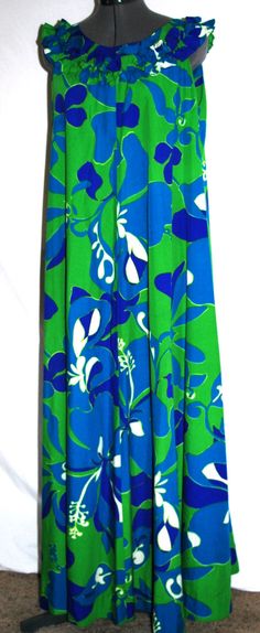 Green and Blue Hawaiian Fabric, Mod Fashion, Green And Blue, Dress Pattern, African Fashion, Green Dress, Lily Pulitzer Dress