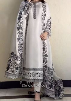 #awesome Kashmiri Pheran Designs, Pheran Designs, Dresses Daily Wear, White Salwar Suit, Fantasy Couture, White Salwar, Eid Clothes, Pakistani Wear, Kurtis Designs