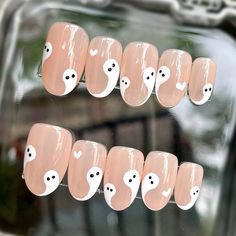 Get into the Halloween spirit with our Cute Ghost Halloween Press On Nails! These personalized, reusable false nails combine spooky charm with a playful design, perfect for short or long styles. Stick on these trendy, custom pressons for a fun, festive look! 🌸Thank you for supporting my small business.🌸 You can reuse all the nails you purchased from us multiple times, if you handle them with care 📦𝐖𝐡𝐚𝐭 𝐜𝐨𝐦𝐞𝐬 𝐰𝐢𝐭𝐡 𝐲𝐨𝐮𝐫 𝐩𝐫𝐞𝐬𝐬 𝐨𝐧 𝐧𝐚𝐢𝐥 𝐤𝐢𝐭? 10 𝘯𝘢𝘪𝘭𝘴 𝘰𝘧 𝘺𝘰𝘶 Press On Nail Kit, Chic Nail Art, Halloween Press On Nails, Cute Halloween Nails, Chic Halloween, Halloween Nail Designs, Stick On Nails, Ghost Halloween, Halloween Spirit