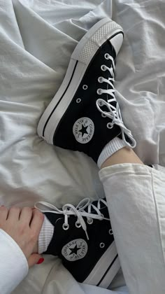 All Star Cano Alto, Cute Converse Shoes, Cute Converse, Pretty Sneakers, Preppy Shoes, Pretty Shoes Sneakers, Shoes Heels Classy, Shoes Outfit Fashion, Made A Mistake