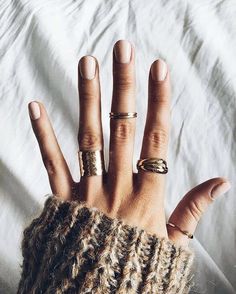 aspenclairee ☆ Natural Manicure, Nail Ring, Nail Arts, How To Do Nails, Daniel Wellington, Makeup Nails, Hair And Nails, Nail Colors, Henna