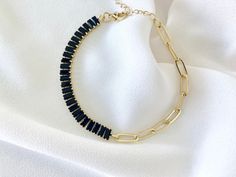 Black Onyx Bracelet Gold Filled Paperclip Bracelet Half - Etsy Nail Bangle, Modern Bracelet, Herringbone Bracelet, Paperclip Bracelet, Black Gold Chain, Bracelet Stacks, Edgy Jewelry, Gold Chain Bracelet, Black Onyx Bracelet