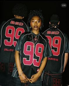 Streetwear Photoshoot, Football Jersey Outfit, Trend T Shirt, Branding Photoshoot Inspiration, Brand Ideas, Black Photography, Style Instagram, Jersey Outfit, Model Inspo