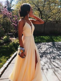 Simple Prom Dress, Homecoming Dresses Long, Prom Dress Styles, Elegante Casual, School Party, Party Gown