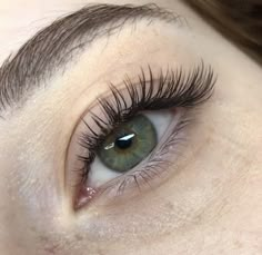 Natural Looking Eyelash Extensions, Makeup For Small Eyes, Natural Fake Eyelashes, Botox Cosmetic, Perfect Eyelashes, Makeup Help, Eyebrow Shape, Fake Lashes, Makeup Eyelashes