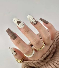 Hershey Nail Designs, Chocolate Aesthetic, Gel Nail Art Designs, Acrylic Nails Coffin Short, Brown Nails, Elegant Nails, Creative Nails, Valentines Nails, Cute Acrylic Nails