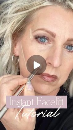 Easy To Do Makeup Looks, Face Lift Contour Makeup, Instant Face Lift Makeup, Facelift With Concealer, Makeup For Downturned Eyes Tutorials, Contour For Face Lift, Eyebrow Lift Makeup, How To Highlight Face, How To Lift Face With Makeup