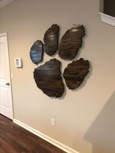 There are sometimes instances when it's best for a canine, if he could be in his personal den, an... Natural Style Home Decor, Dog Wall Art Decor, Clemson Wall Art, Dog Themed Home Decor, Vet Clinic Decor, Dog Wall Decor Ideas, Vet Clinic Ideas, Vet Clinic Design, Basement Theatre