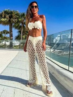 Fabric : Knit CrochetBralet Top Crochet Pant Coord SetFabric has some stretchhttps://www.instagram.com/reel/C94DCXcCjwX/?igsh=MXRzcGhjYnN2aXBwYw== White Tube Top, Split Pants, Womens Clothing Patterns, Summer Black, Solid Clothes, High Waisted Pants, Skirt Fashion, Women Swimsuits, Fashion Pants