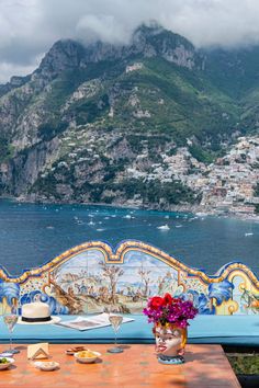 The Best Hotel Views Around the World Four Seasons Bora Bora, Positano Hotels, Postcards From Italy, Fairmont Chateau Lake Louise, Amalfi Coast Positano, Mediterranean Aesthetic, Chateau Lake Louise, Hotel Exterior, Sorrento Italy