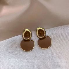 Category: Earrings Material: Alloy Fashion Element: Love Heart/Heart Shape Style: Korean Korean Style Brown Earrings, Elegant Earrings, Watch Necklace, Brown Gold, Ring Bracelet, Womens Watches, Women's Earrings, Korean Fashion, 925 Silver