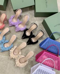 Colorful Shoes Heels, Designer Sandals 2023, Andrea Wazen, Queen Outfits, Sandals 2023, Classy Shoes, Fresh Shoes