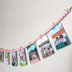 photo display Homemade Decorations Birthday, Polaroid Pictures Hanging, Picture Garland, Hanging Christmas Cards, Birthday Display In Classroom, Polaroid Display, Decoration Classroom, Photo Hanging, Pictures On String