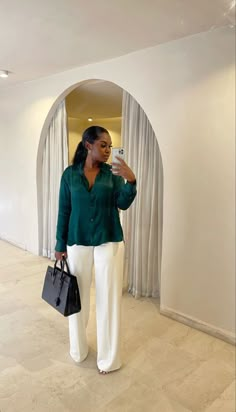 Andrea Iyamah outfit inspo classy work outfit Classy Doctor Outfit, Office Clothes Black Women, Dress For Office Work Wear, Work Casual Outfits For Women Summer, Classy Woman Outfits, Skirt Work Outfits Women, Modest Modern Outfits