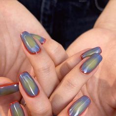 Fun Nails Inspiration, Neon Gel Nails Ideas, James Turrell Nails, Cool Simple Nails, Charli Xcx Nails, Simple Unique Nails, Nail Airbrush Designs, Two Color Nail Design, Blue And Green Nails Designs